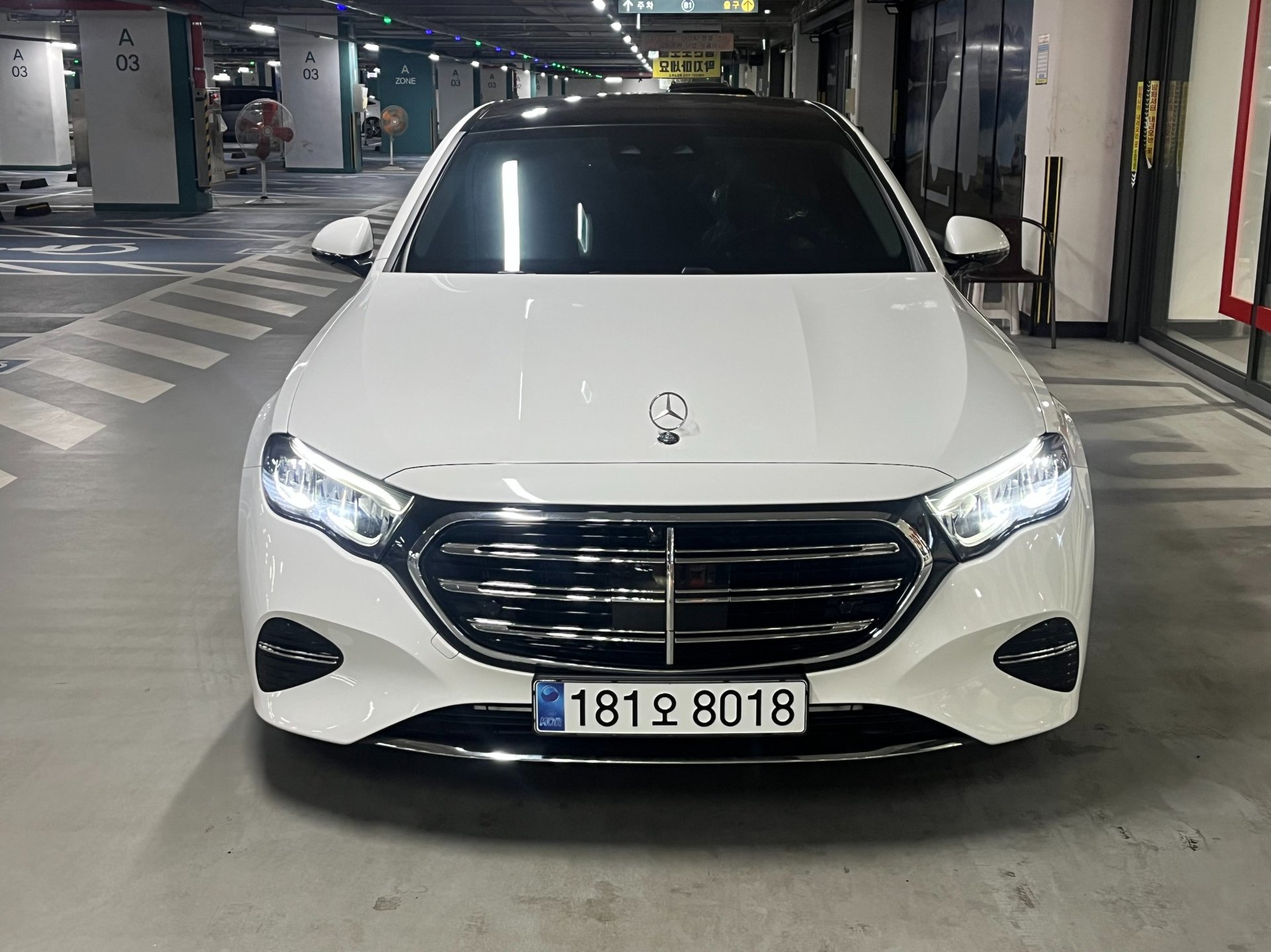 MERCEDES-BENZ E-CLASS - View 1