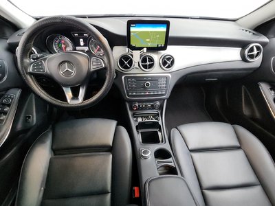 MERCEDES-BENZ GLA - 5