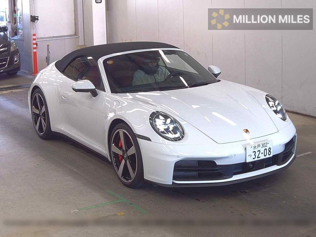 PORSCHE 911 - View 1