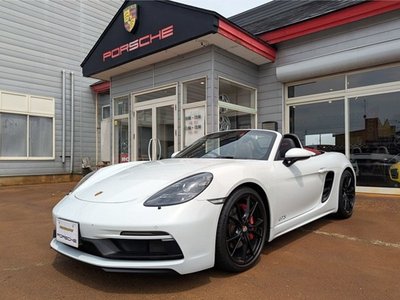 صورة 2 لـ 2018 Porsche 718