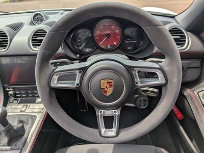 صورة مصغرة 17 لـ 2018 Porsche 718