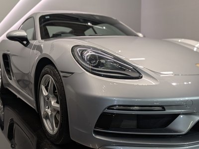 صورة 9 لـ 2017 Porsche 718