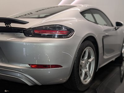 صورة 10 لـ 2017 Porsche 718
