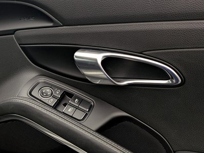 صورة مصغرة 32 لـ 2017 Porsche 718