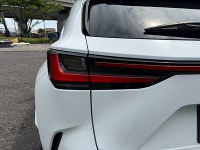 صورة مصغرة 28 لـ 2023 Lexus NX