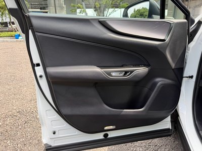 صورة مصغرة 76 لـ 2023 Lexus NX
