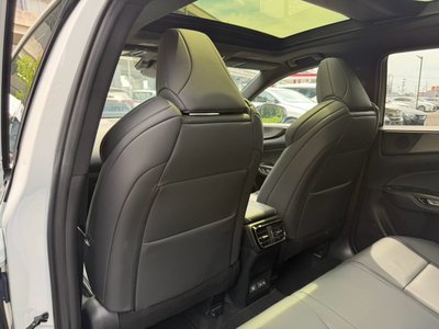 صورة مصغرة 75 لـ 2023 Lexus NX