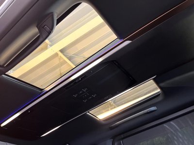 2024 Toyota ALPHARD photo 4