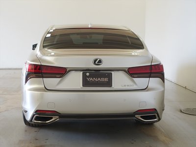 LEXUS LS - 3