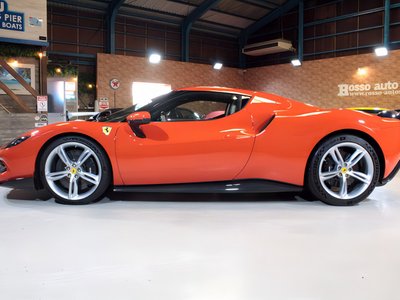 FERRARI 296 - 5