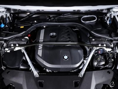 BMW 7 SERIES - 8
