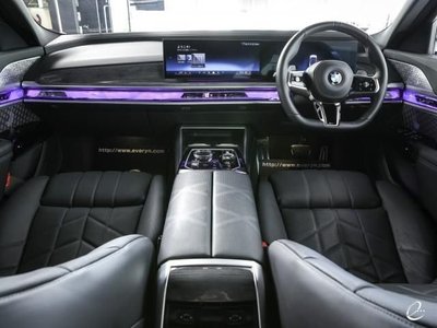 BMW 7 SERIES - 3