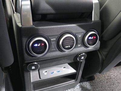 2019 LAND Rover DISCOVERY 缩略图 24