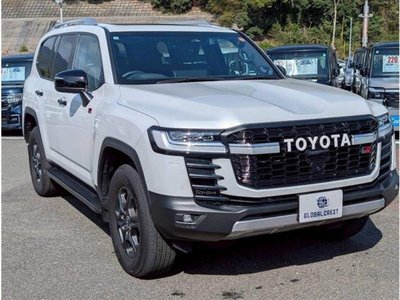 TOYOTA LAND CRUISER 300 - 6