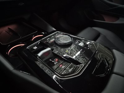 صورة 9 لـ 2026 BMW 5 SERIES
