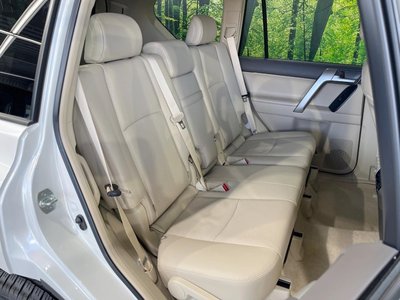 TOYOTA LAND CRUISER PRADO - 10