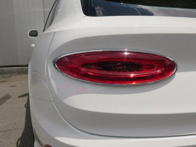 صورة مصغرة 23 لـ 2025 Bentley BENTAYGA