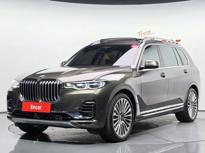2021 BMW X7 — фото 1