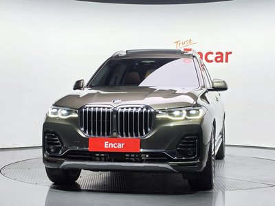 2021 BMW X7 — фото 2