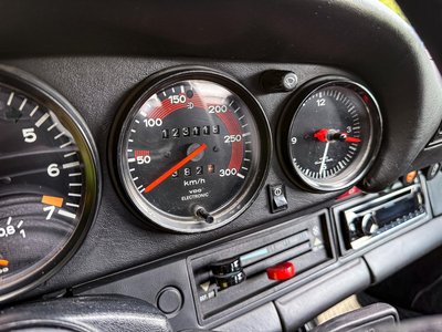 1980 Porsche 911 — миниатюра 15