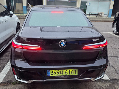 BMW 7 SERIES - 5