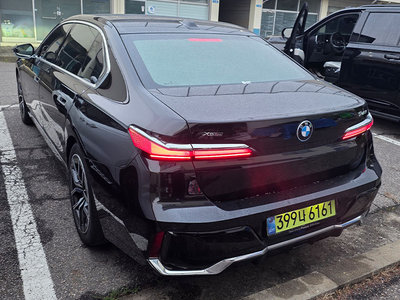 BMW 7 SERIES - 6