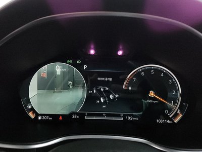 GENESIS G80 (RG3) - 8