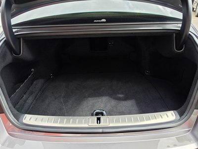 صورة 8 لـ 2023 Genesis G90 (RS4)