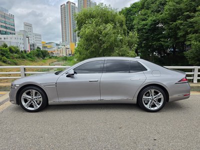 صورة 3 لـ 2023 Genesis G90 (RS4)