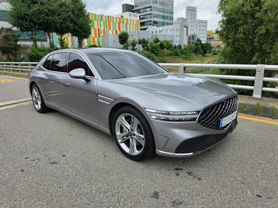 صورة 1 لـ 2023 Genesis G90 (RS4)