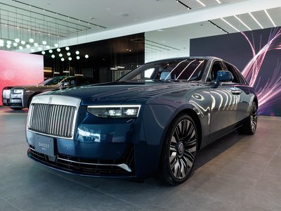ROLLS-ROYCE GHOST - 4