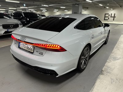 AUDI A7 - 6