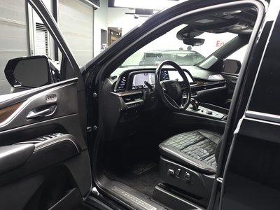 CADILLAC ESCALADE - 10