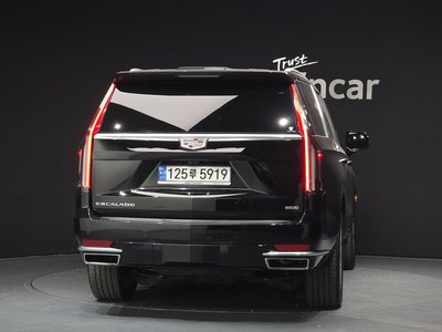 CADILLAC ESCALADE - 4