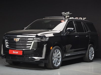 CADILLAC ESCALADE - 1