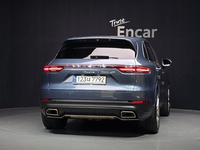 2019 Porsche CAYENNE 照片 4