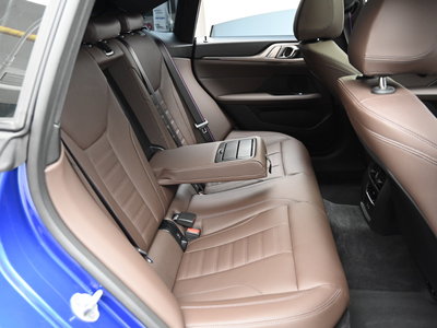 2025 BMW 4 SERIES — миниатюра 12
