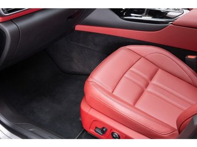 صورة مصغرة 46 لـ 2021 Maserati LEVANTE