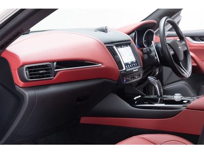 صورة مصغرة 44 لـ 2021 Maserati LEVANTE