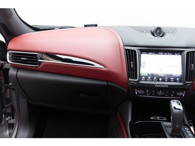 صورة مصغرة 40 لـ 2021 Maserati LEVANTE