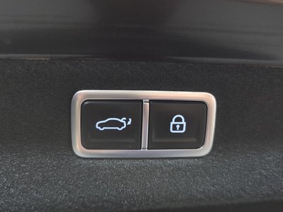 صورة مصغرة 32 لـ 2022 Genesis THE NEW G70