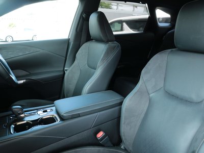 صورة مصغرة 40 لـ 2023 Lexus RX