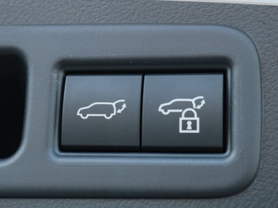 صورة مصغرة 61 لـ 2023 Lexus RX
