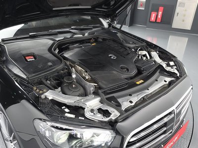 MERCEDES-BENZ E-CLASS - 7