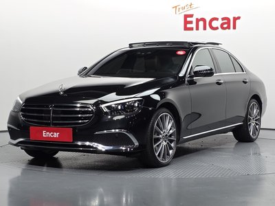 MERCEDES-BENZ E-CLASS - 1