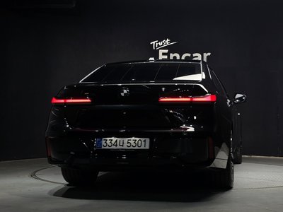 BMW 7 SERIES - 4