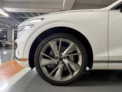 2025 Genesis GV70 photo 6