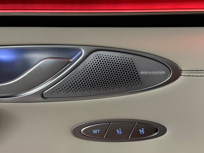 2025 Genesis GV70 thumbnail 16
