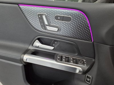 2025 Mercedes-BENZ EQB thumbnail 16