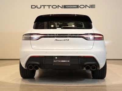 PORSCHE MACAN - 10